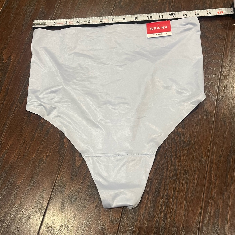 Spanx Shaping Satin Seamless Thong Panty Women Size 2X Lilac NEW